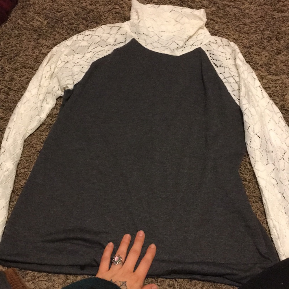 Long sleeve turtleneck